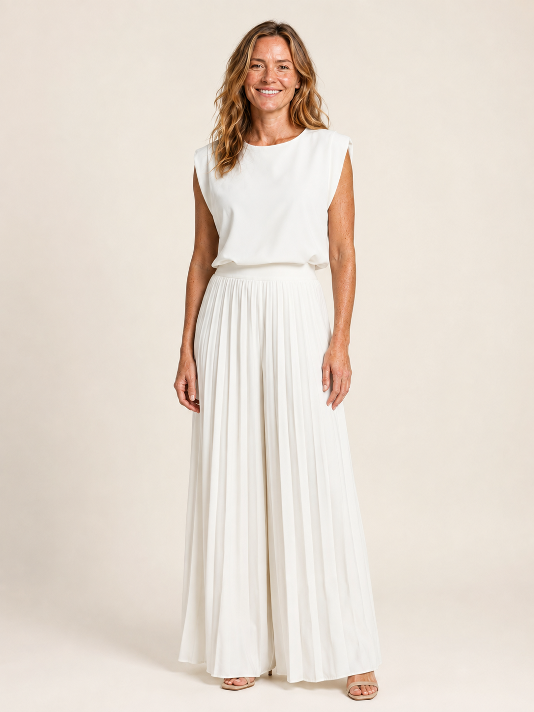 Amabel | Women's Structured Top and Pleated Wide Leg Pants Set