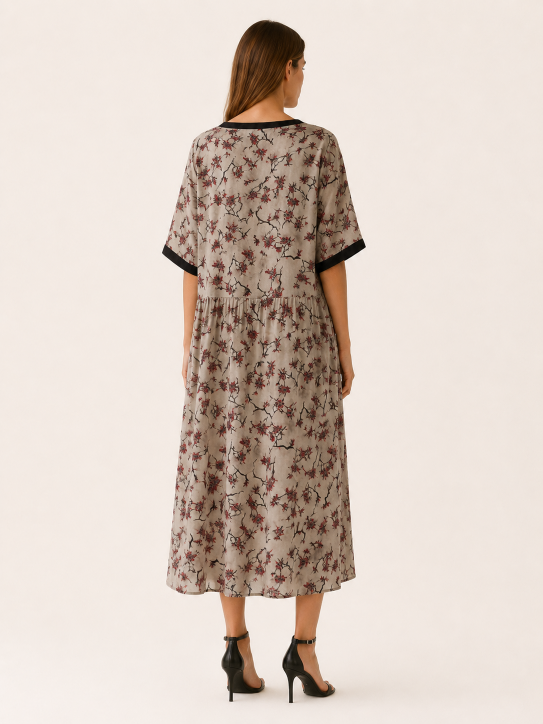 Isabeau | Linen Midi Dress with V Neck Print