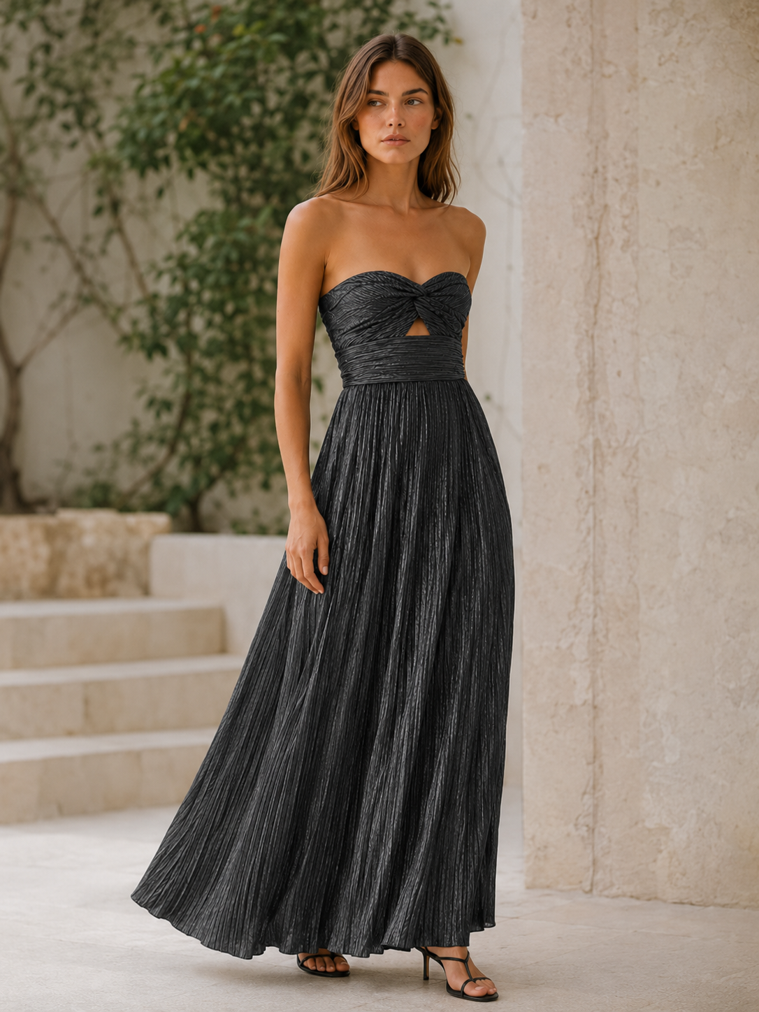 Linnea | Strapless Maxi Dress with Pleated Design
