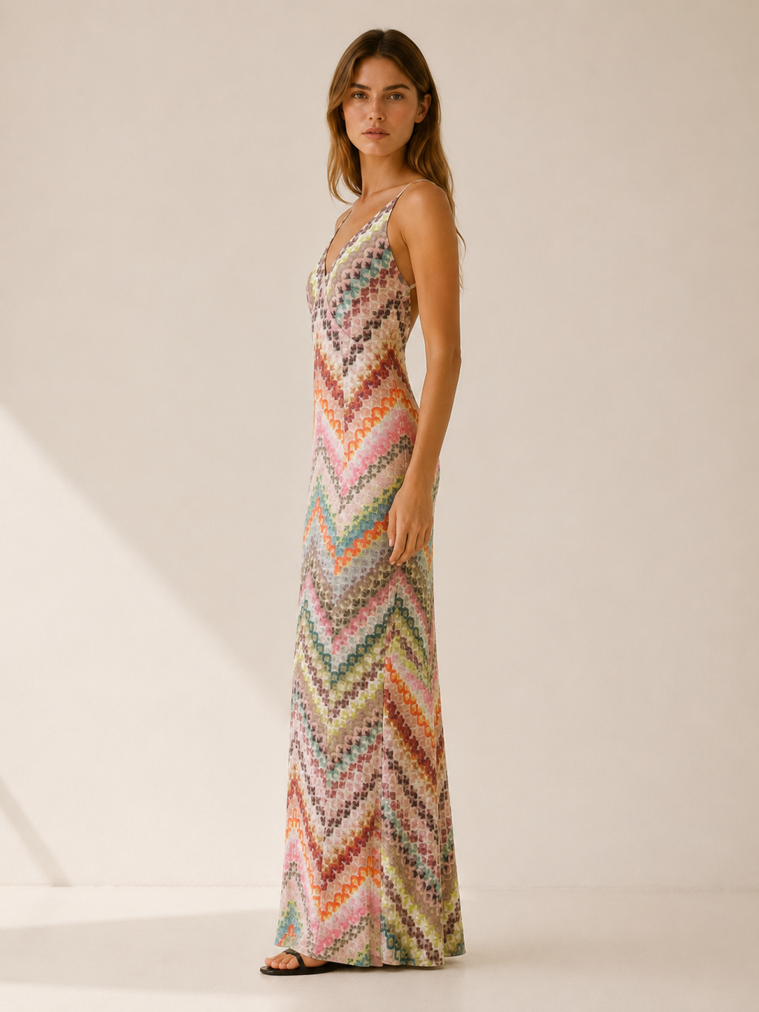 Maren | Knit Maxi Dress with Chevron Pattern and V Neck