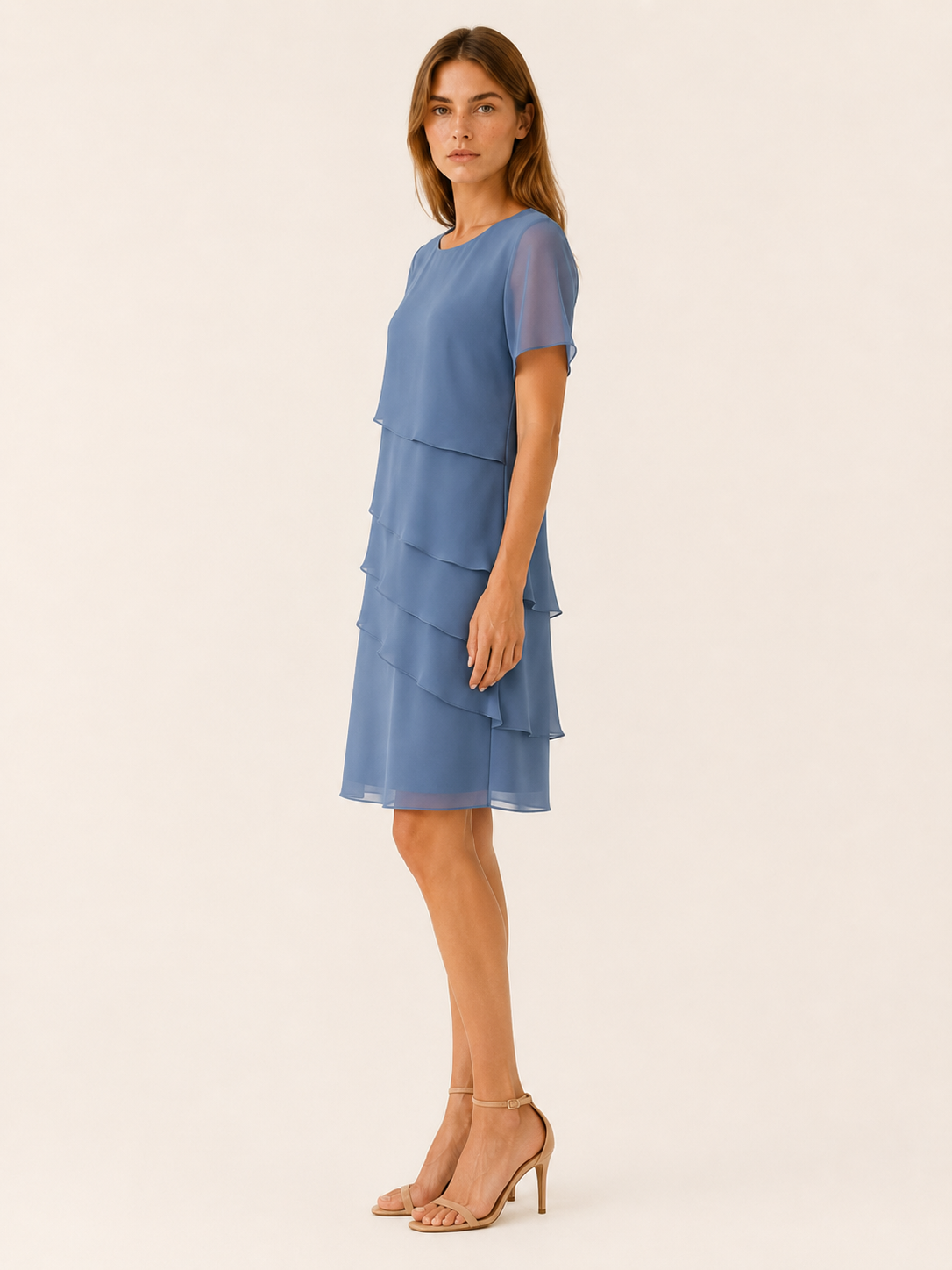 Nelia | Everyday Midi Dress with Short Sleeve