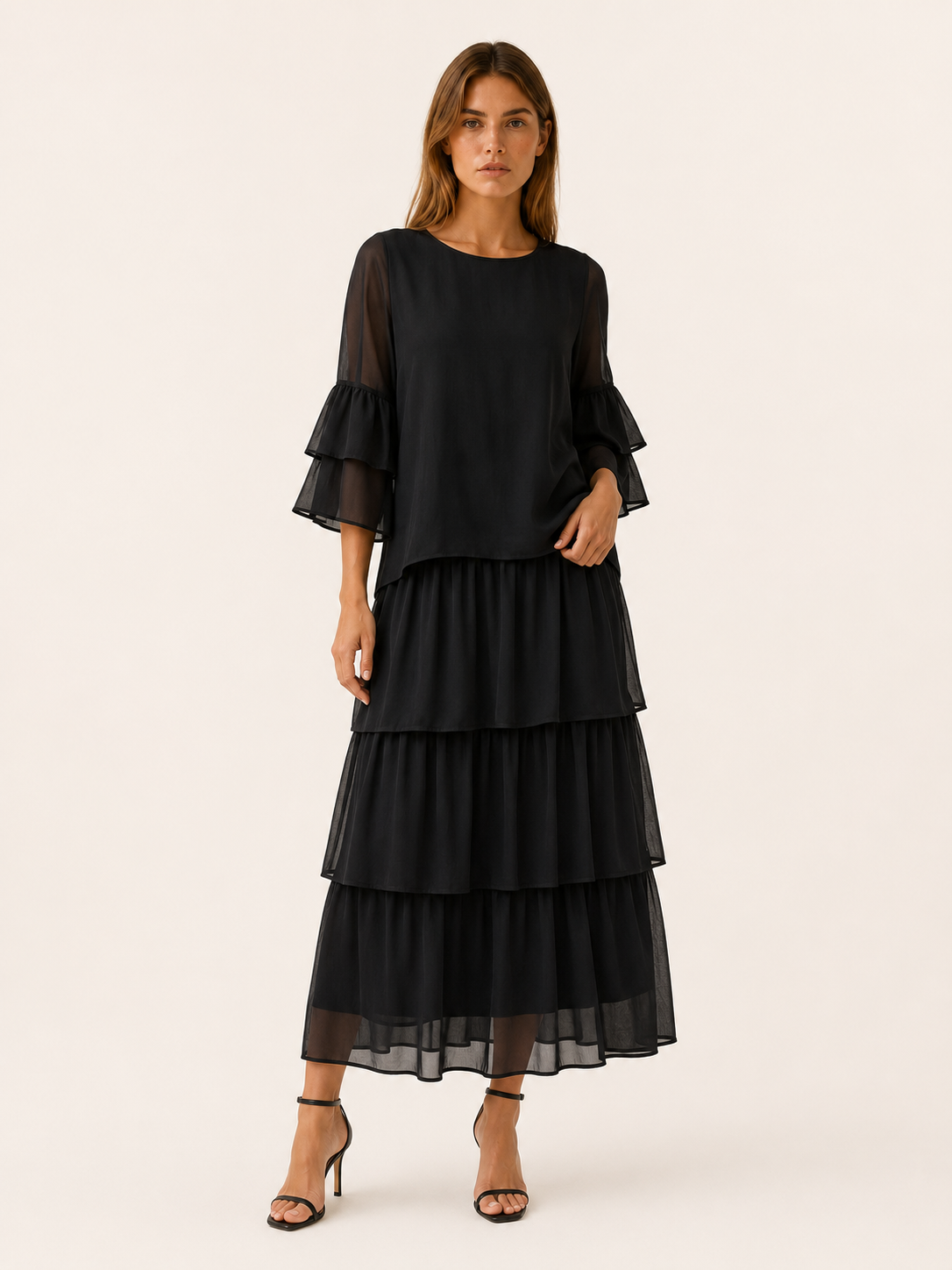 Oona | Tiered Maxi Dress with Round Neck