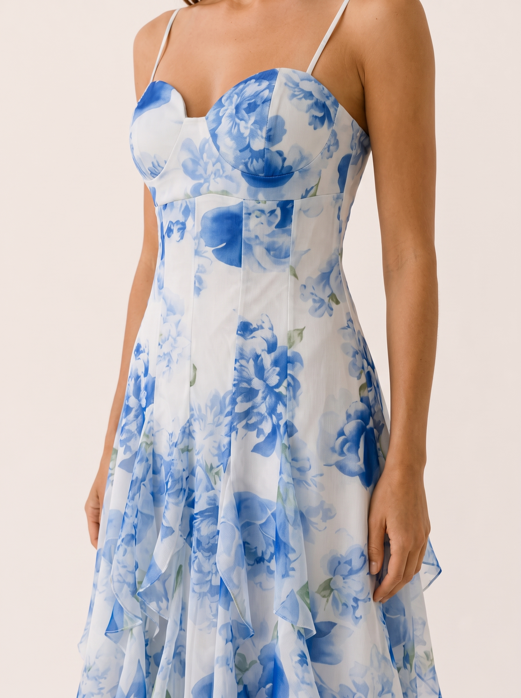 Petra | Flowy Maxi Dress with Ruffle Detail
