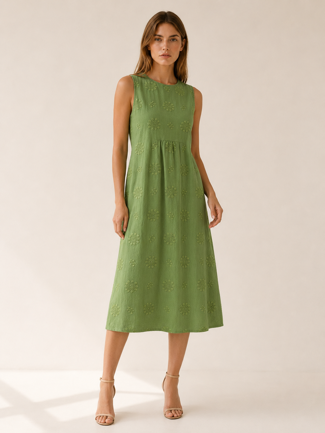 Vittoria | Everyday Midi Dress with Sleeveless Fit