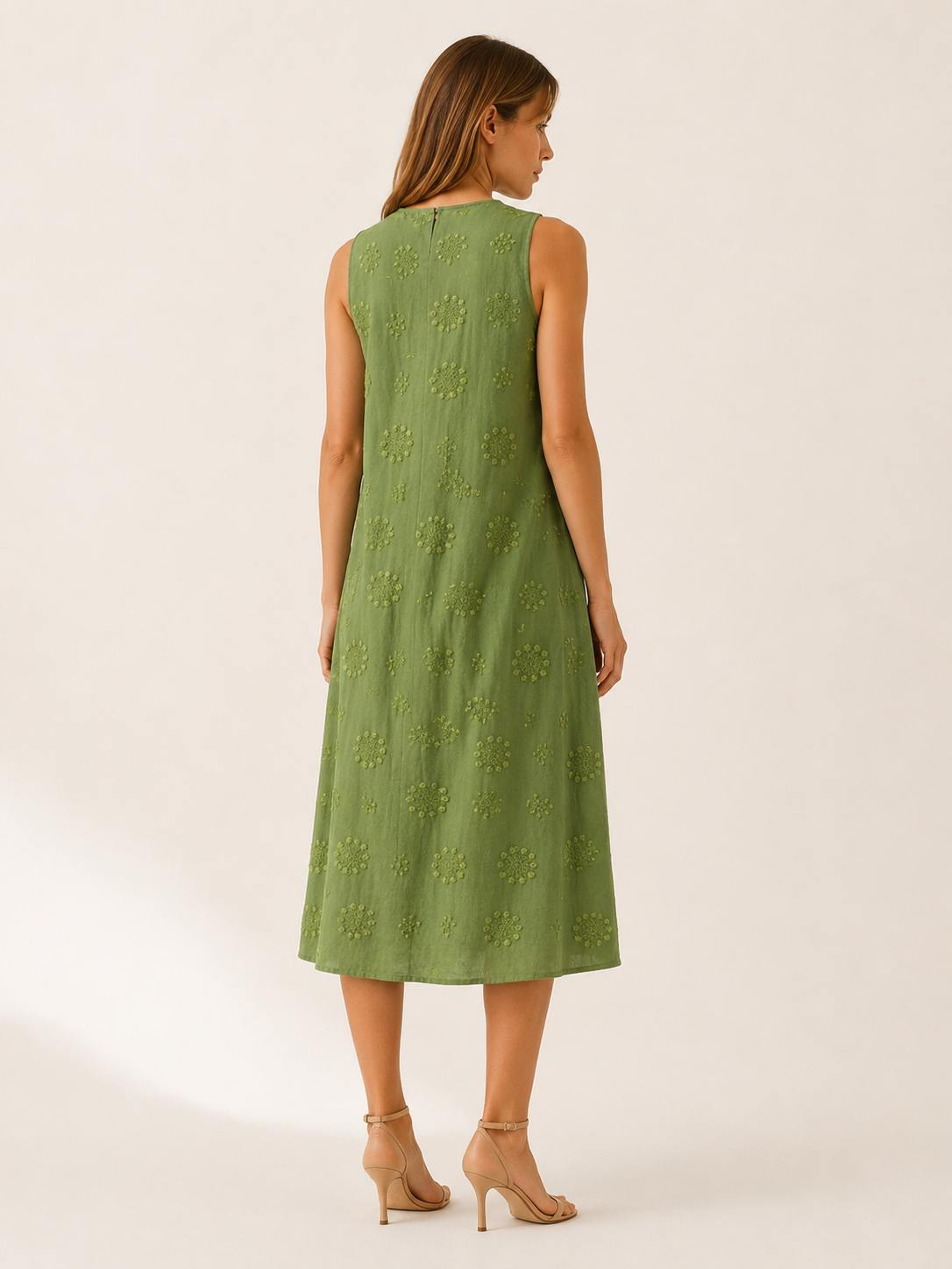 Vittoria | Everyday Midi Dress with Sleeveless Fit